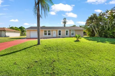 31 NE 10th Ave, Cape Coral, FL 33909 - Photo 1
