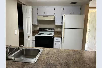 211 Park Ave #19, Labelle, FL 33935 - Photo 4