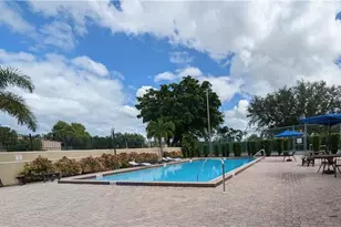 5305 Summerlin Rd, Fort Myers, FL 33919 - Photo 20