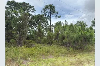 652 Montclair Ave S, Lehigh Acres, FL 33974 - Photo 6