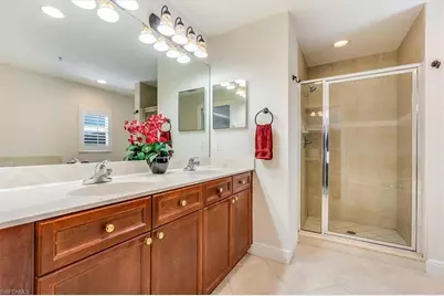 10060 Lake Cove Dr #202, Fort Myers, FL 33908 - Photo 18