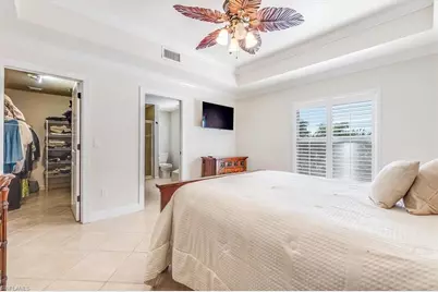 10060 Lake Cove Dr #202, Fort Myers, FL 33908 - Photo 16