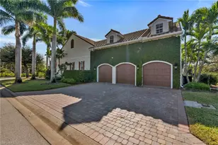 8642 S Lake Cir, Fort Myers, FL 33908 - Photo 2