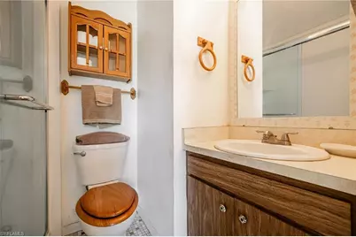 220 Oakmont Pkwy, Lehigh Acres, FL 33936 - Photo 36