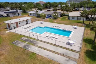 220 Oakmont Pkwy, Lehigh Acres, FL 33936 - Photo 28