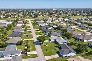 1702 SW 12th Ln, Cape Coral, FL 33991 - Photo 50