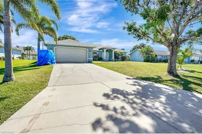 1702 SW 12th Ln, Cape Coral, FL 33991 - Photo 40