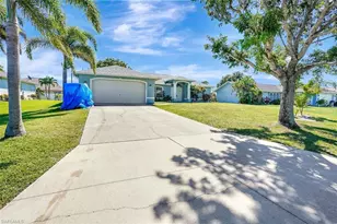 1702 SW 12th Ln, Cape Coral, FL 33991 - Photo 40