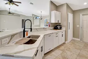 1702 SW 12th Ln, Cape Coral, FL 33991 - Photo 8