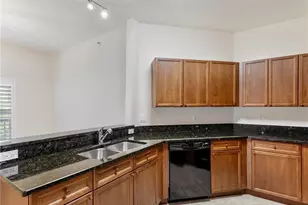 10060 Lake Cove Dr, Fort Myers, FL 33908 - Photo 20