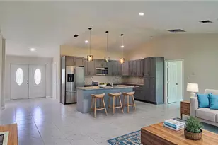 8038 Sunrise Cir, Labelle, FL 33935 - Photo 4