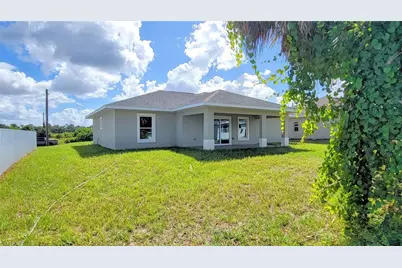 8038 Sunrise Cir, Labelle, FL 33935 - Photo 2