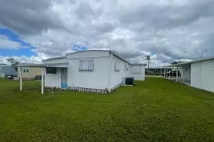 75 Hacienda Blvd, Fort Myers, FL 33905 - Photo 6