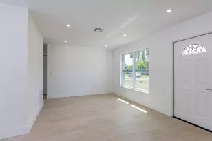 2209 Delta St, Fort Myers, FL 33907 - Photo 8