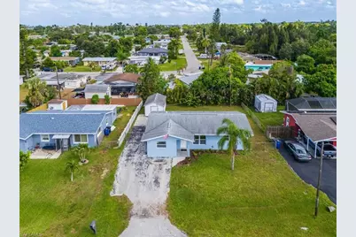 2209 Delta St, Fort Myers, FL 33907 - Photo 4