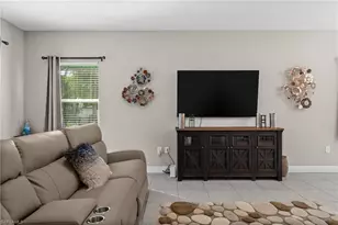 4317 SW 16th Pl, Cape Coral, FL 33914 - Photo 6