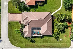 4916 SW 19th Pl, Cape Coral, FL 33914 - Photo 6