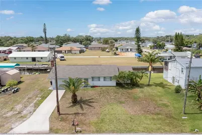 2019 Clarke Ave, Fort Myers, FL 33905 - Photo 2