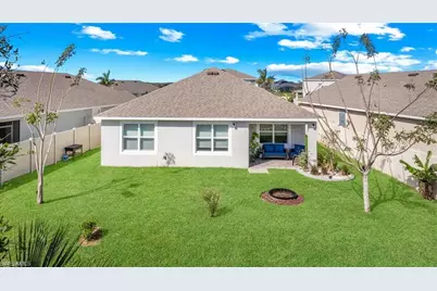 8880 Cascade Price Cir, North Fort Myers, FL 33917 - Photo 16