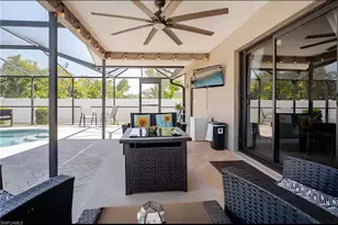 203 SE 43rd Terrace, Cape Coral, FL 33904 - Photo 4