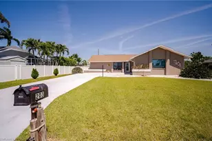 203 SE 43rd Terrace, Cape Coral, FL 33904 - Photo 2