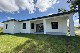 2928 20th St SW, Lehigh Acres, FL 33976 - Photo 4