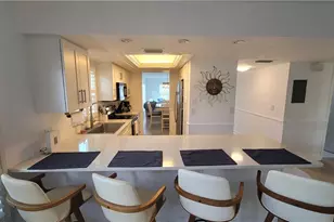 1827 SE 41st St, Cape Coral, FL 33904 - Photo 2