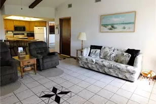 904 SE 18th St, Cape Coral, FL 33990 - Photo 12