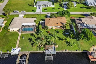 714 SE 43rd St, Cape Coral, FL 33904 - Photo 2