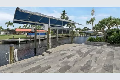 5943 Baker Ct, Fort Myers, FL 33919 - Photo 2