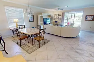 2571 Laurentina Ln, Cape Coral, FL 33909 - Photo 8