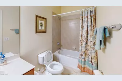 2571 Laurentina Ln, Cape Coral, FL 33909 - Photo 22