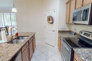 2571 Laurentina Ln, Cape Coral, FL 33909 - Photo 12