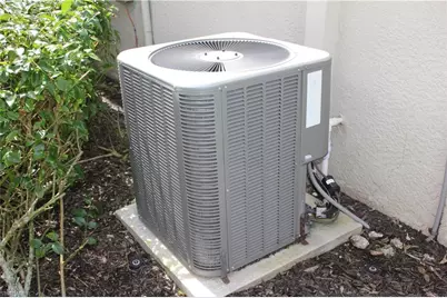 2571 Laurentina Ln, Cape Coral, FL 33909 - Photo 36