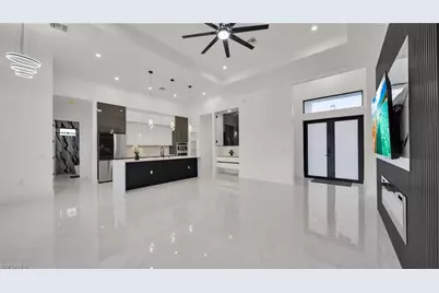 407 El Dorado Blvd N, Cape Coral, FL 33993 - Photo 4