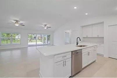 624 NW 17th Pl, Cape Coral, FL 33993 - Photo 8