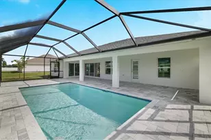 624 NW 17th Pl, Cape Coral, FL 33993 - Photo 2