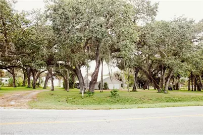 4055 County Rd 78, Fort Denaud, FL 33935 - Photo 2