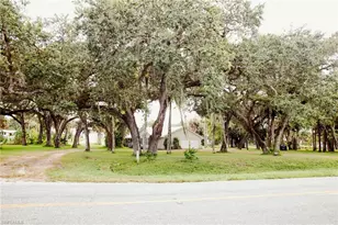 4055 Co Rd 78, Fort Denaud, FL 33935 - Photo 2