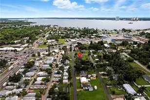 25 Cypress St, North Fort Myers, FL 33903 - Photo 32