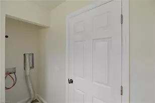 25 Cypress St, North Fort Myers, FL 33903 - Photo 20
