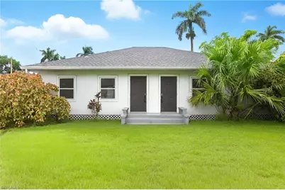 25 Cypress St, North Fort Myers, FL 33903 - Photo 1