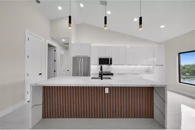 1505 NW 3rd Pl, Cape Coral, FL 33993 - Photo 12