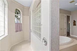 3201 SW 4th Ln, Cape Coral, FL 33991 - Photo 18
