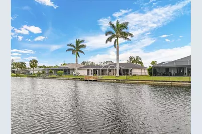 2306 SE 8th St, Cape Coral, FL 33990 - Photo 4