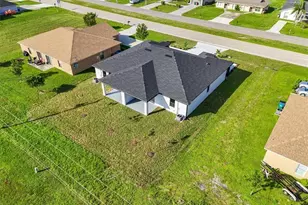 921/923 Andalusia Blvd, Cape Coral, FL 33909 - Photo 26