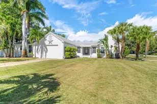 334 E Crescent Dr, Clewiston, FL 33440 - Photo 2