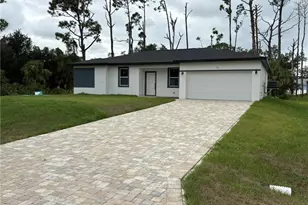 71 Stanhope St, Port Charlotte, FL 33954 - Photo 2