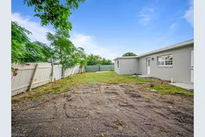 21512 Kenyon Ave, Port Charlotte, FL 33952 - Photo 18