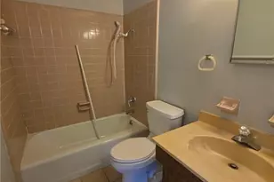 51 Tangerine Ct, Lehigh Acres, FL 33936 - Photo 8